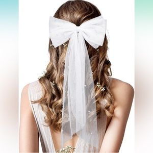 Bridal Pearl Bow Veil Hair Clip